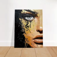 Toile Regard d’or – Fusion de beauté et de chaos